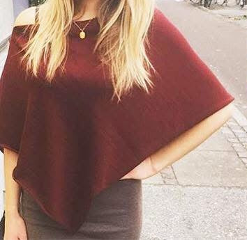 SibinLinnebjerg Poncho | Paris  | 100% Fine Merino Wool | Bourgogne