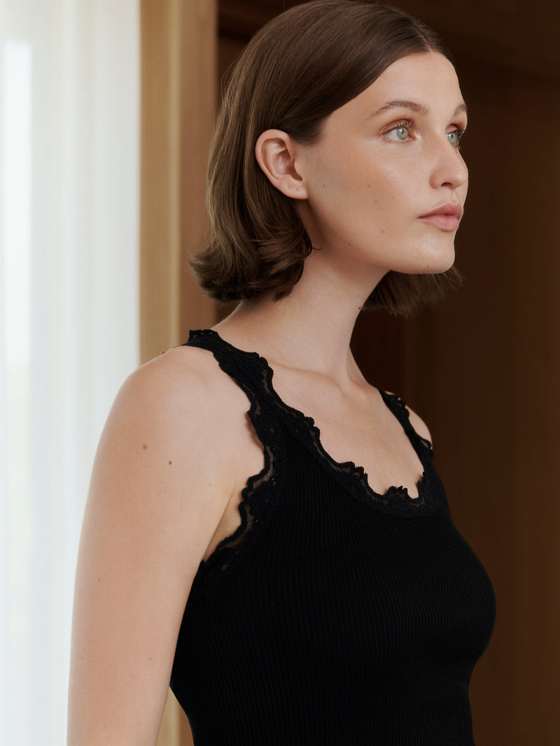 Rosemunde Top | RWBabette 5405 Lace U-neck Top | Black