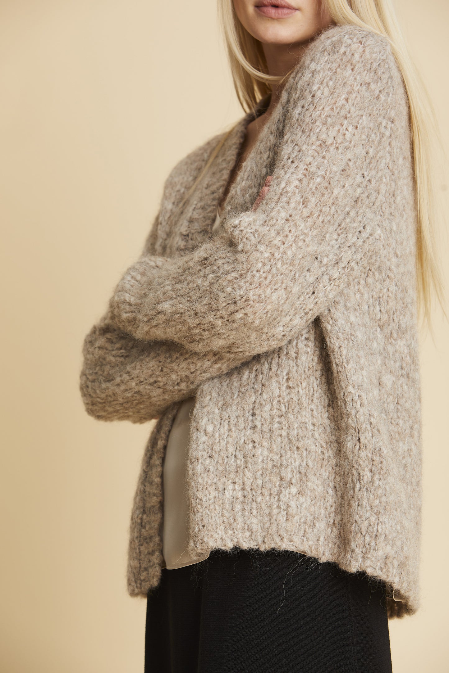 SibinLinnebjerg Cardigan | Bari | Alpaca Mix | Light Sand